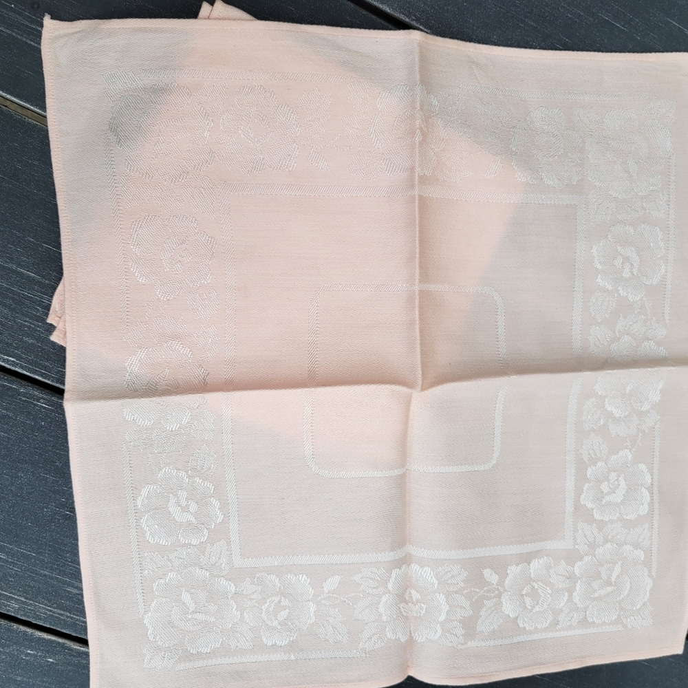 Vintage Pink Trinket ~ Tip Trays & Linen Napkins ~ Mid-Century Era ~ Shabby Chic - Picture 6 of 16